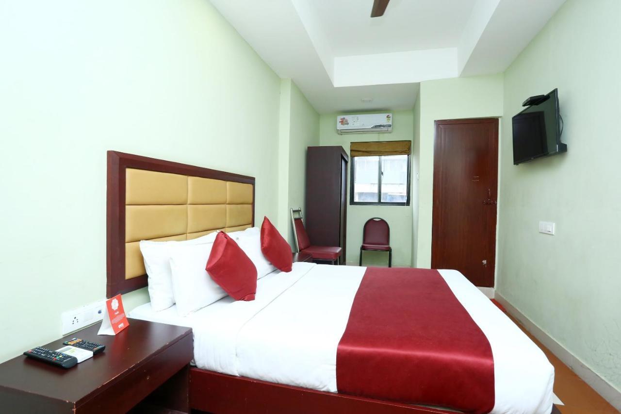 Oyo 15190 Select Residency Hotel โคชิโคด ภายนอก รูปภาพ