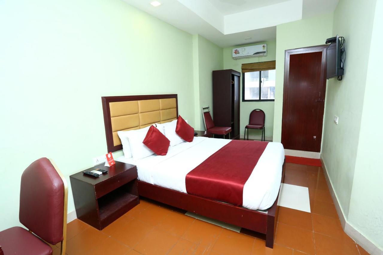 Oyo 15190 Select Residency Hotel โคชิโคด ภายนอก รูปภาพ